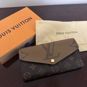 Authentic Louis Vuitton Sarah Wallet Monogram Giant Canvas w/ Box & Dust Bag